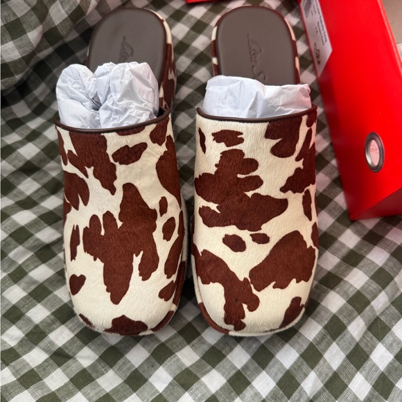 Lisa Says Gah the Dakota Clog in brown cow print - Picture 5 of 6